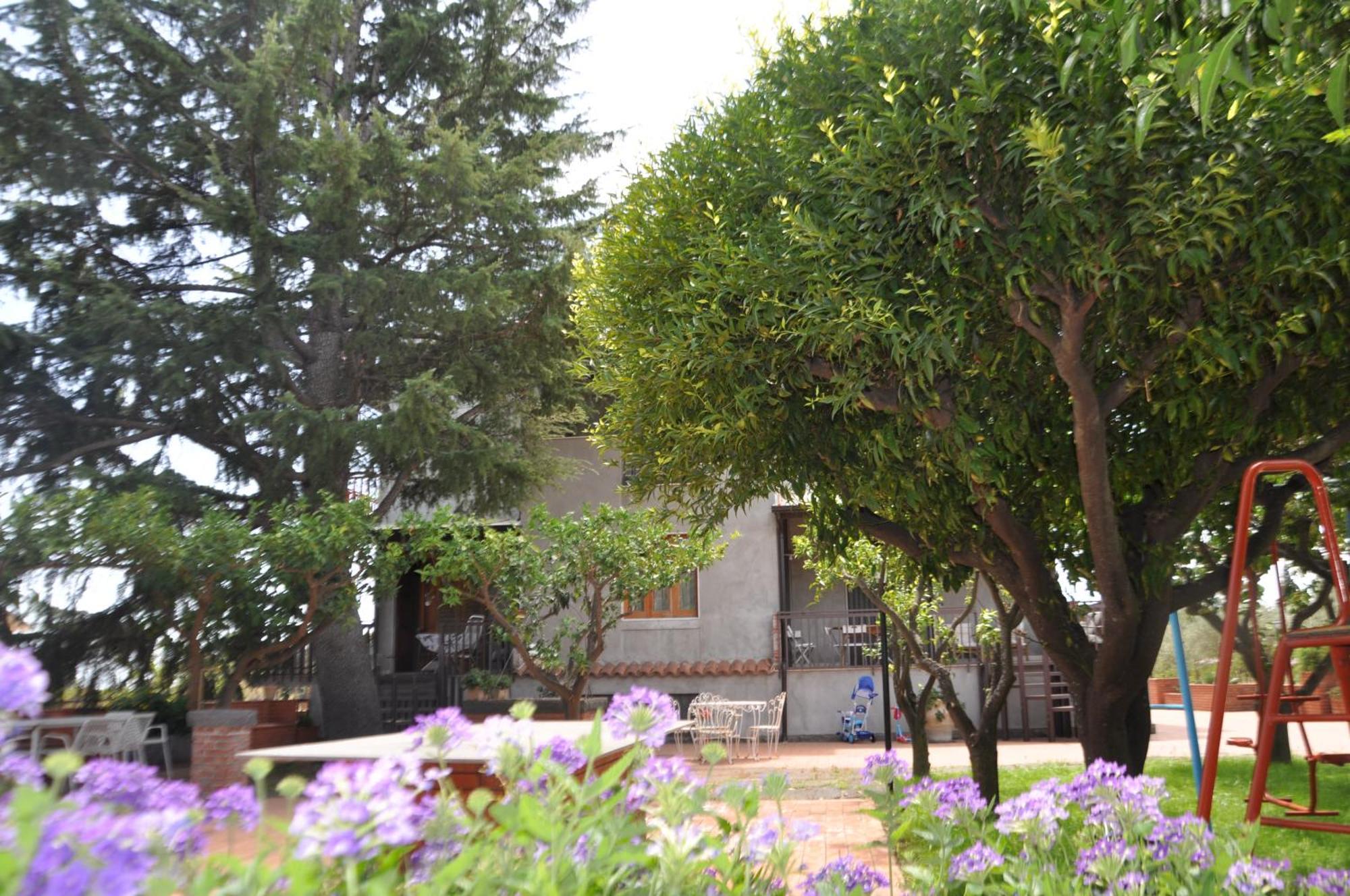 أتشيريالي Villa Carolea المظهر الخارجي الصورة